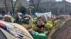 Studentët që kundërshtojnë bllokimin e fakulteteve, kanë ngritur kampe në qendër të Beogradit, 7 mars, 2025.