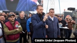 Primul metru de autostradă finanțat privat de omul de afaceri Stefan Mandachi, martie 2019.