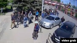 Ховянский қабристонидаги жанжалда уч киши ҳалок бўлган ва яна камида 23 киши касалхонага ётқизилган