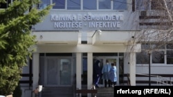 Klinika Infektive