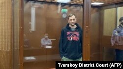 Aleksei Navalny's brother, Oleg, is among 10 of his supporters whom the Memorial NGO has recognized as political prisoners. (file photo)